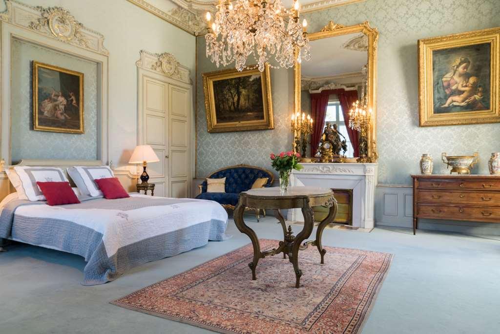 Ogchateau De Nieuil Rum bild